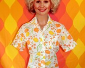 vintage 70's blouse short sleeve floral tulips orange button down shirt Medium garden party butterfly collar
