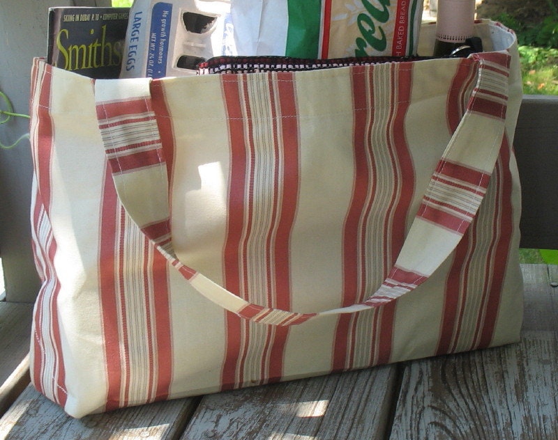 Pretty pink stripes tote