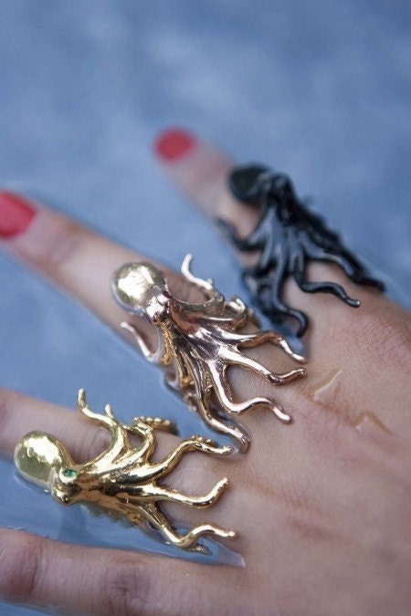 Rosy Octopus Ring