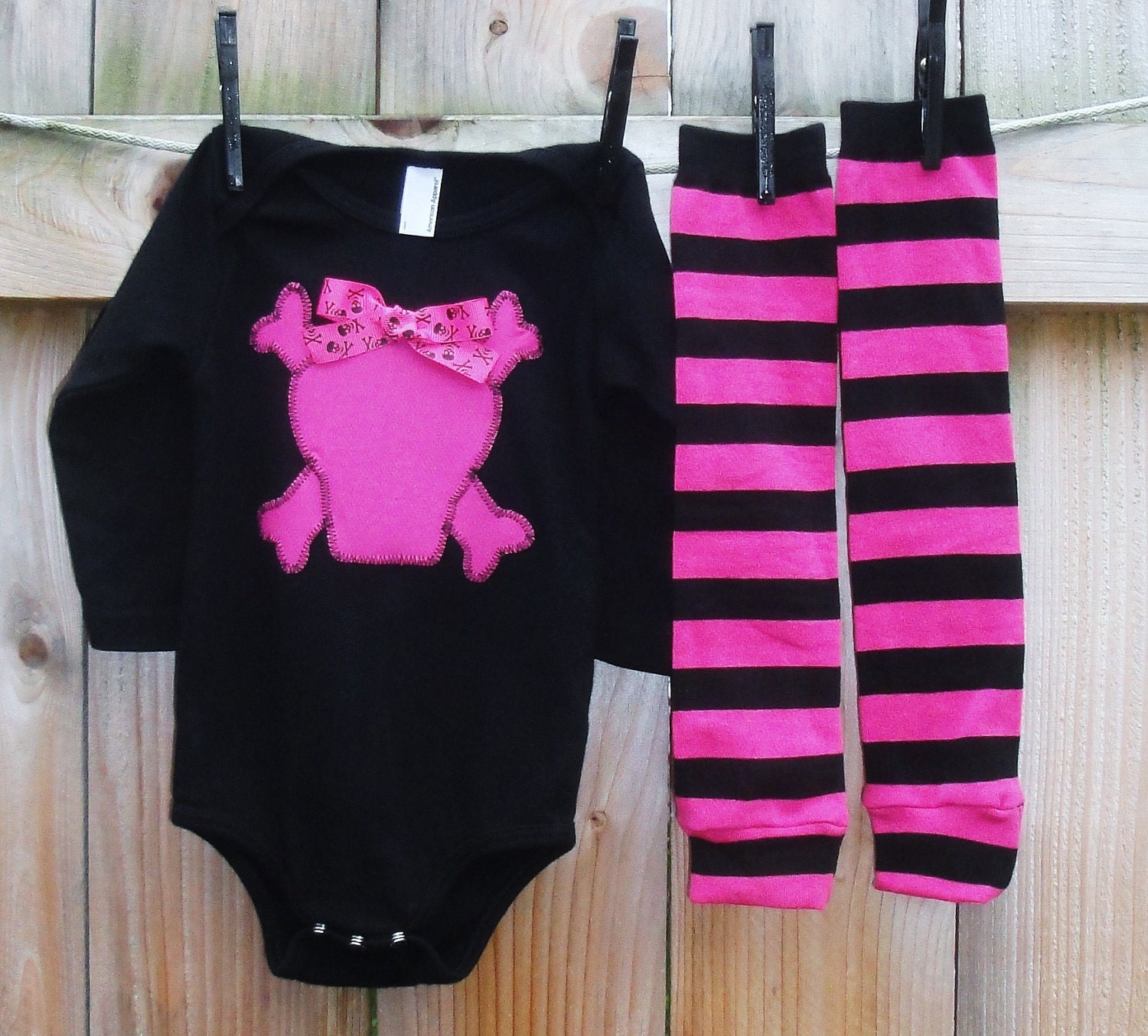 PRETTY in Pink and Black-2 piece appliqued Onesie and warmer combo-you choose applique-Black or White, Long or Short sleeve-3/6up to18/24mo