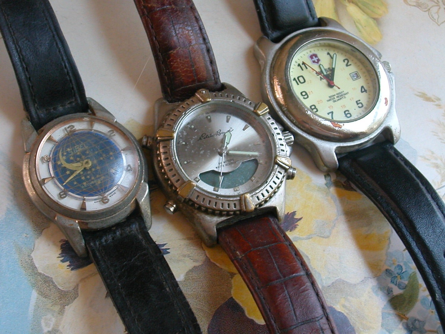 Three Non-Working Man Watches for Reuse and Parts