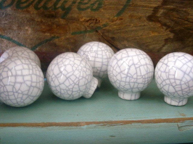 Set of Six Round White Crackle Knobs