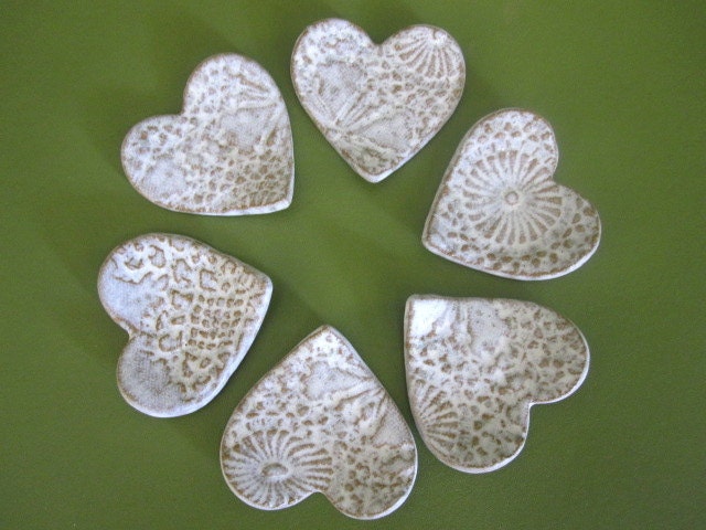 FIVE white speckled trinket / tea bag/ coffee spoon rest/ favor hearts