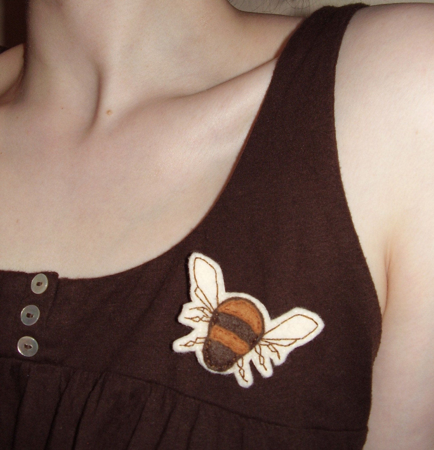 Bumble Bee brooch