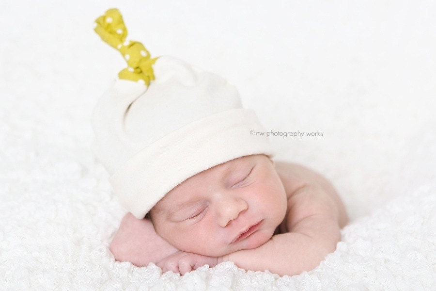 Organic Baby Hat in GRASS SPECKLE