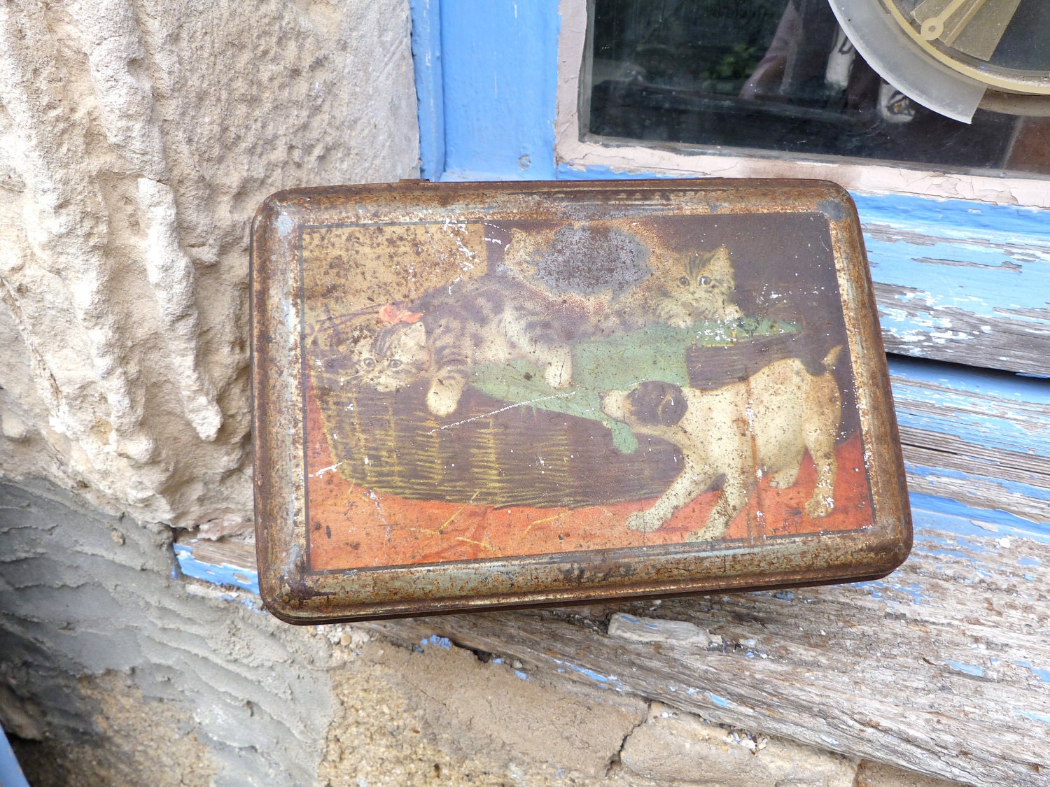 1930 French tin box cat kitten & dog lithograph