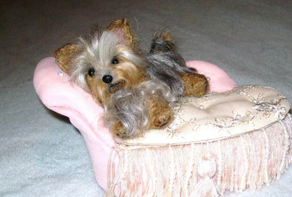 Custom 3D Pet Portrait / Your Pet in Miniature / Cute / Handmade Poseable Art Sculpture Personalized / the Perfect Gift