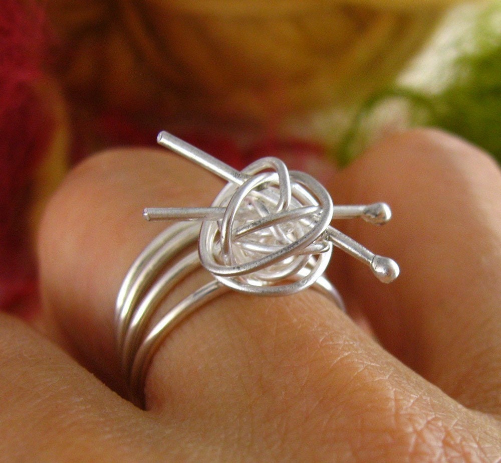 knit me somethin' ring