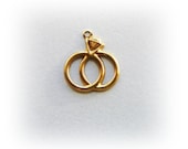 10 - WEDDING RINGS Brass Charms and Jewelry Findings (BG)