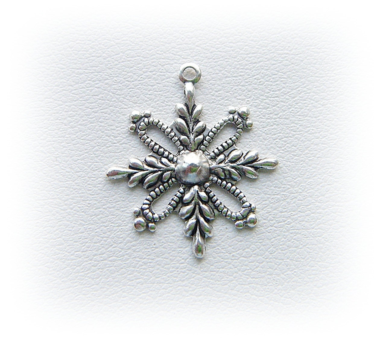 10 - Small Filigree Snowflake Charms Antique Silver Ox Brass Finish - SOX Jewelry Findings (F-99)