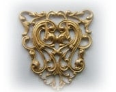1 - Filigree Crest - Scrolling Shield Raw Brass - Jewelry Findings (C)