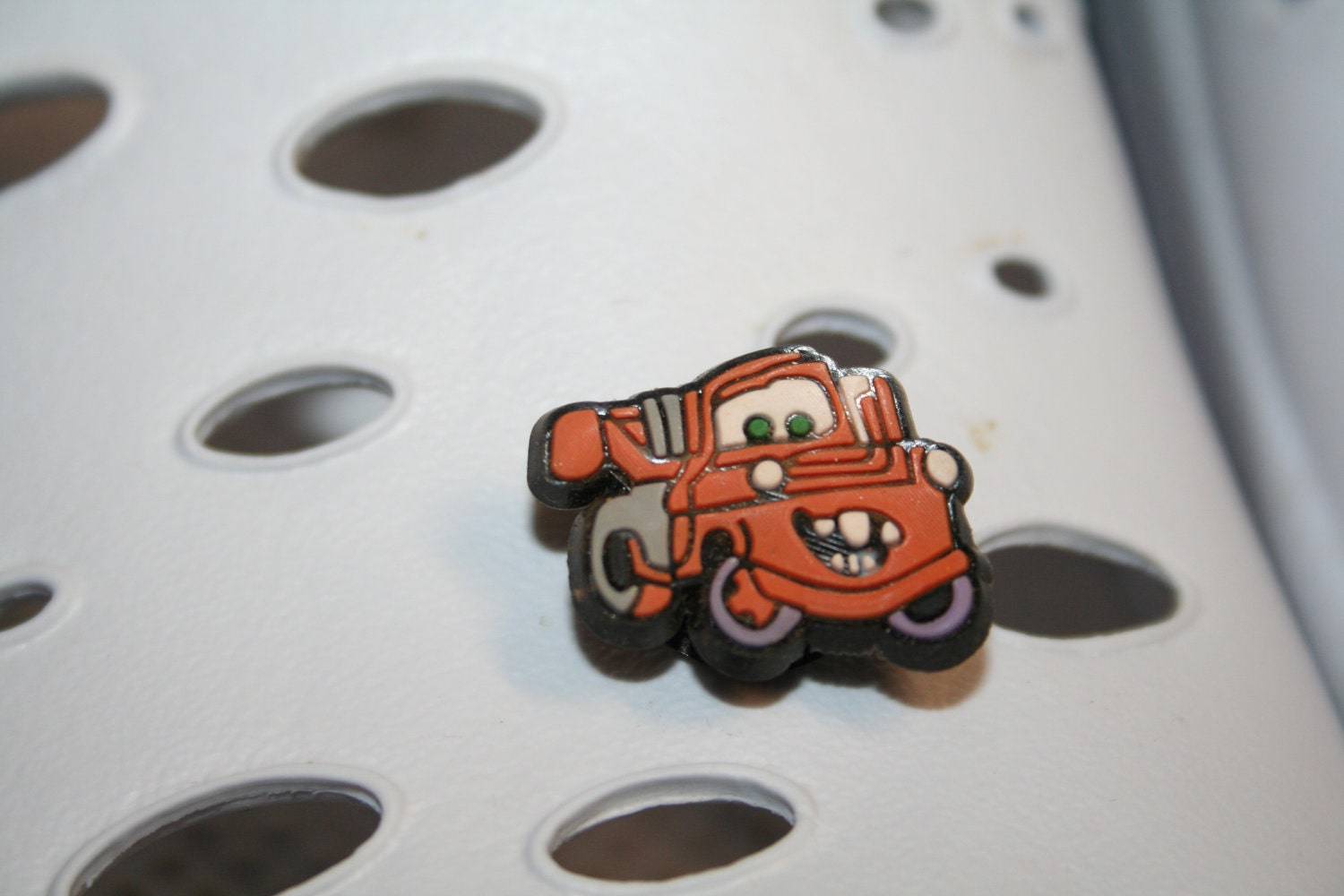 Pixars Mater Cars Jibbitz for Crocs Shoe Charm Jewelry SEWBUSY12