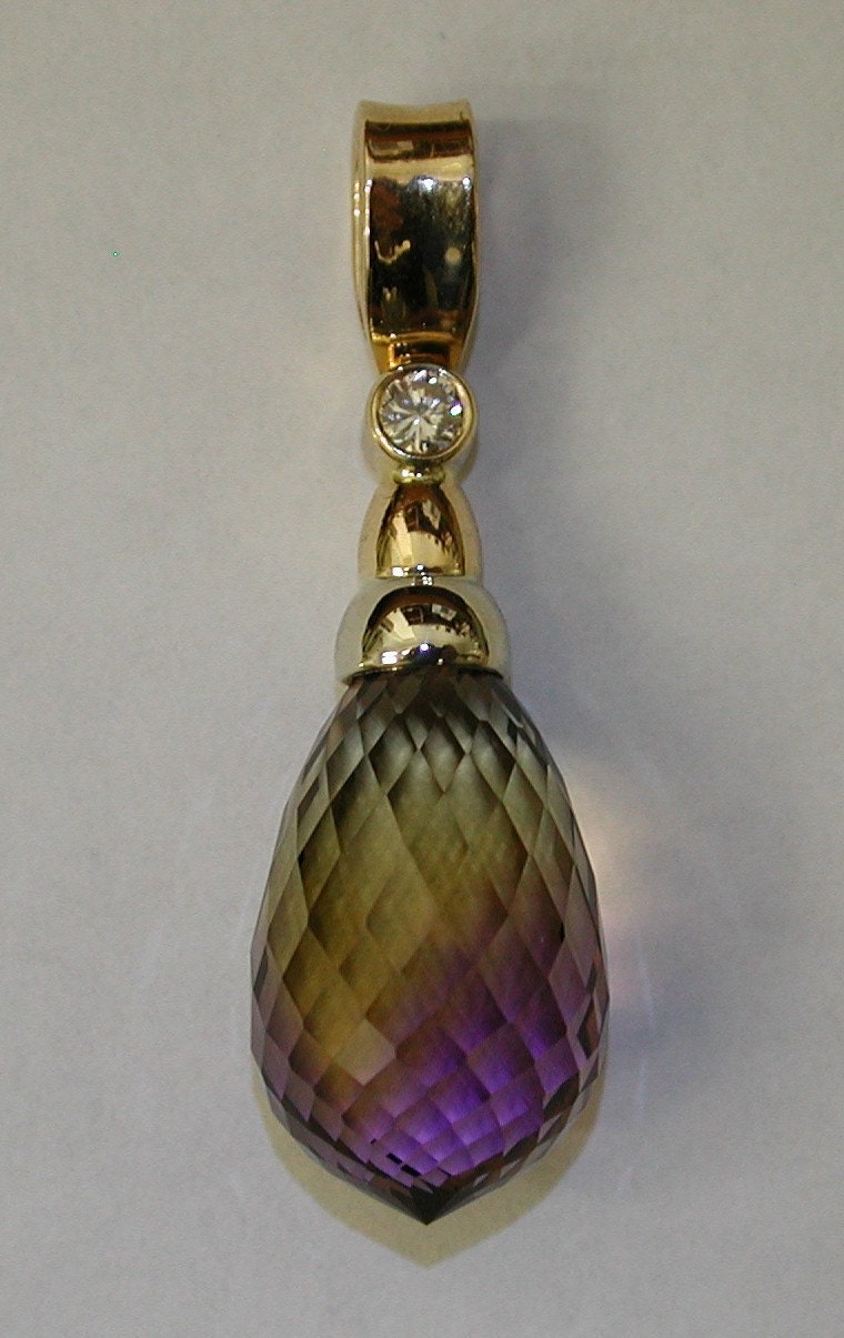 briolette pendant