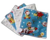 GO GREEN Mini Wipes -Super Cute Disposable Alternatives -Set of 4 -Retro Rockets and  Minky