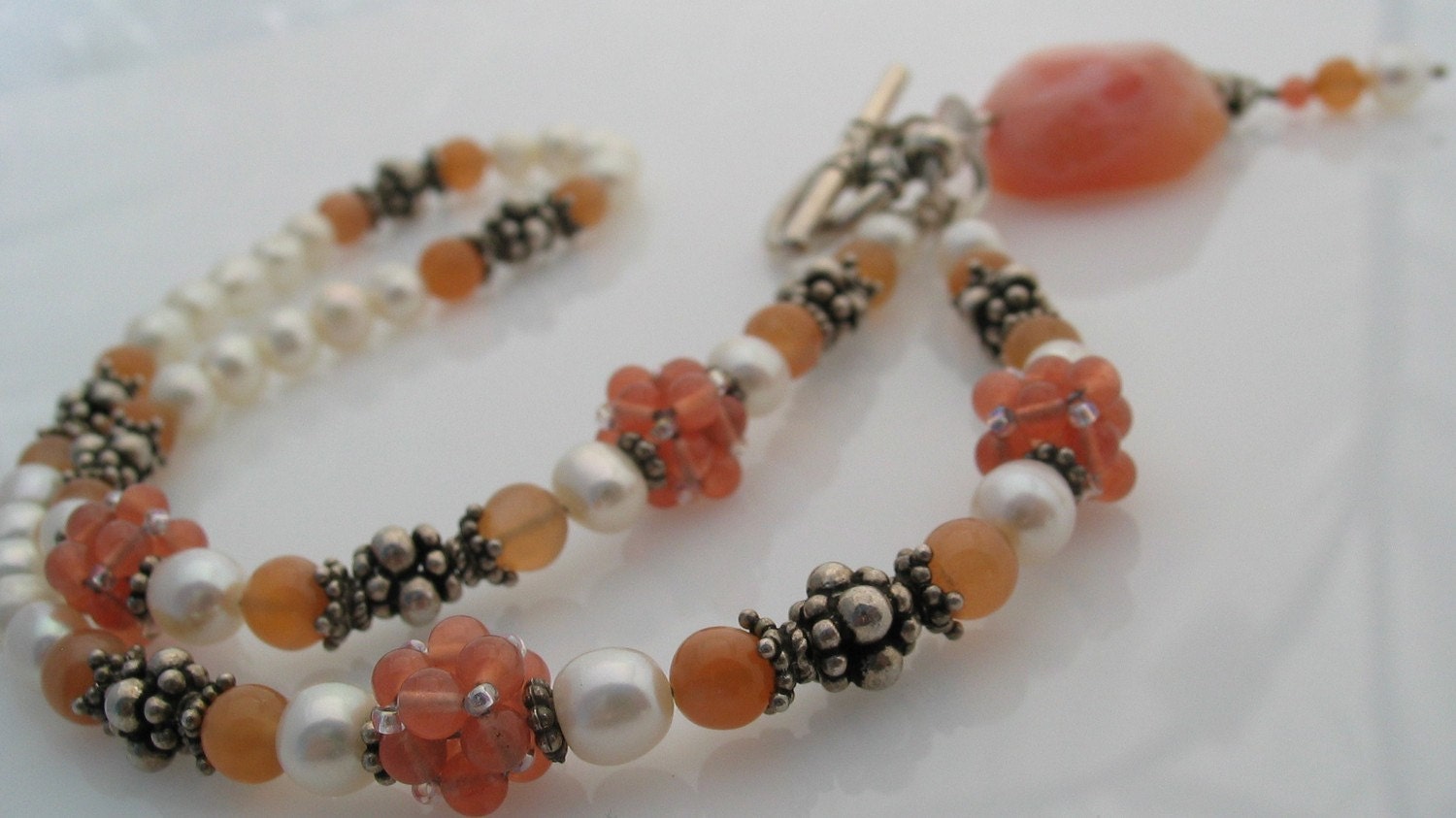 White and Orange Necklace - Beaded beads of Carnelian and white pearls