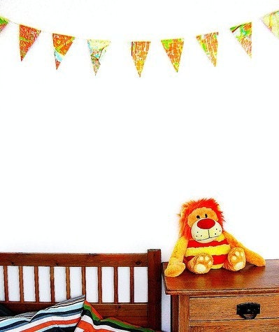 City Map Party Flags - DIY Vintage Paper Recycled Kit
