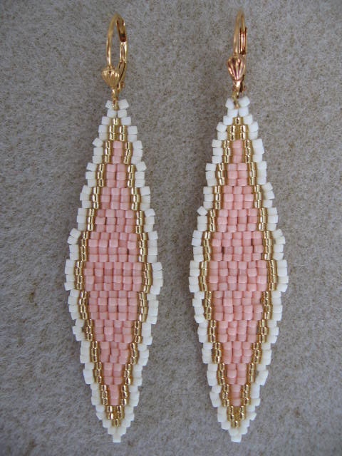 Bead Woven Earrings - Elongated Diamond - Peach/Cream
