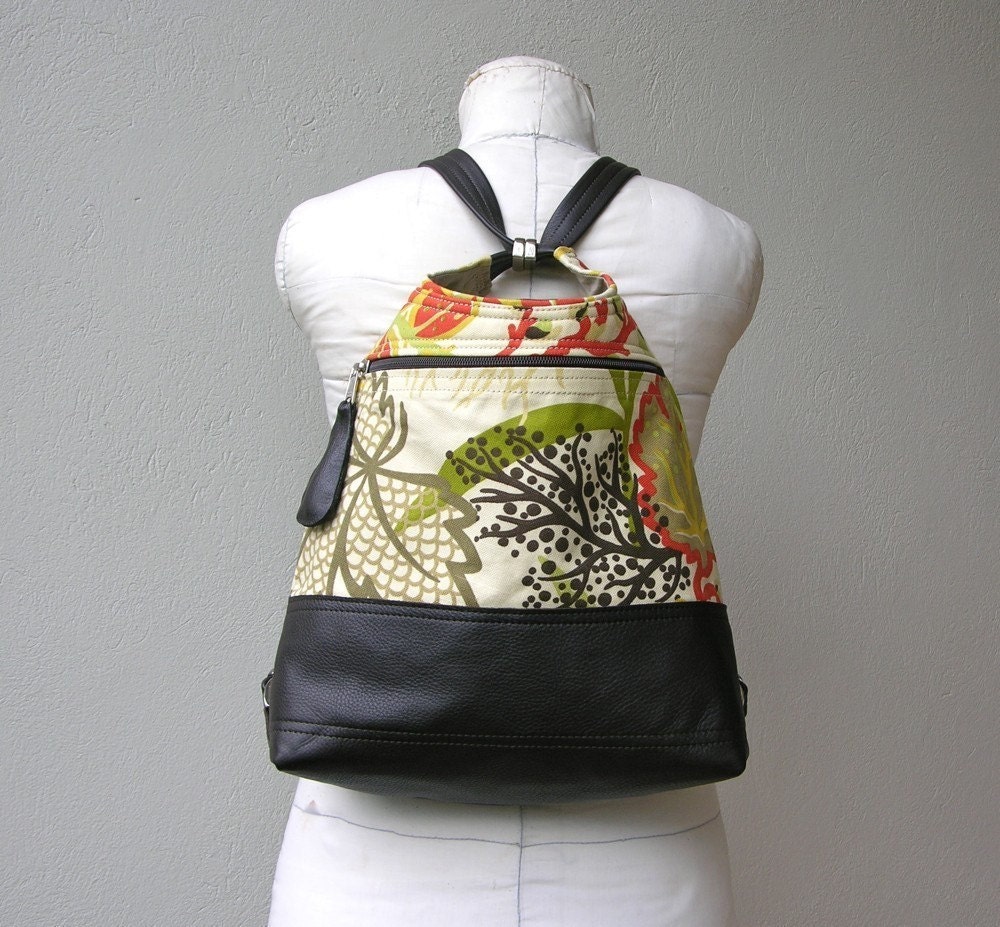 CLASSIC SIZE Convertible Backpack with ADJUSTABLE LEATHER STRAPS INCLUDED