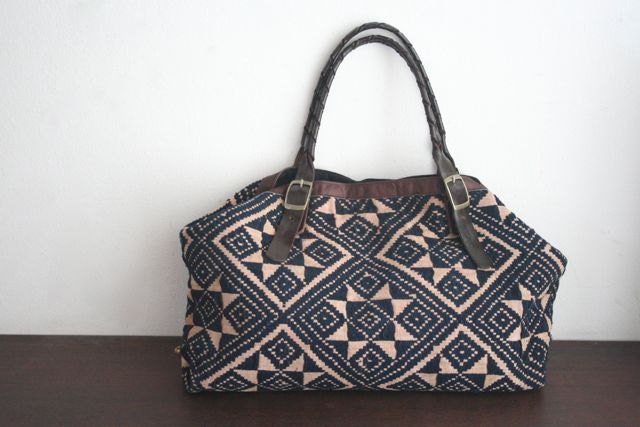 2 Ways Tote - Hip / Tribal / Laos /Laotian / Ethnic / Bohemian tote - 560