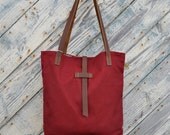 Waxed Canvas Bucket Tote in Cranberry