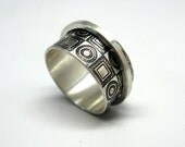 Sterling Silver Concentric Circles and Squares Brushed Spinner Ring