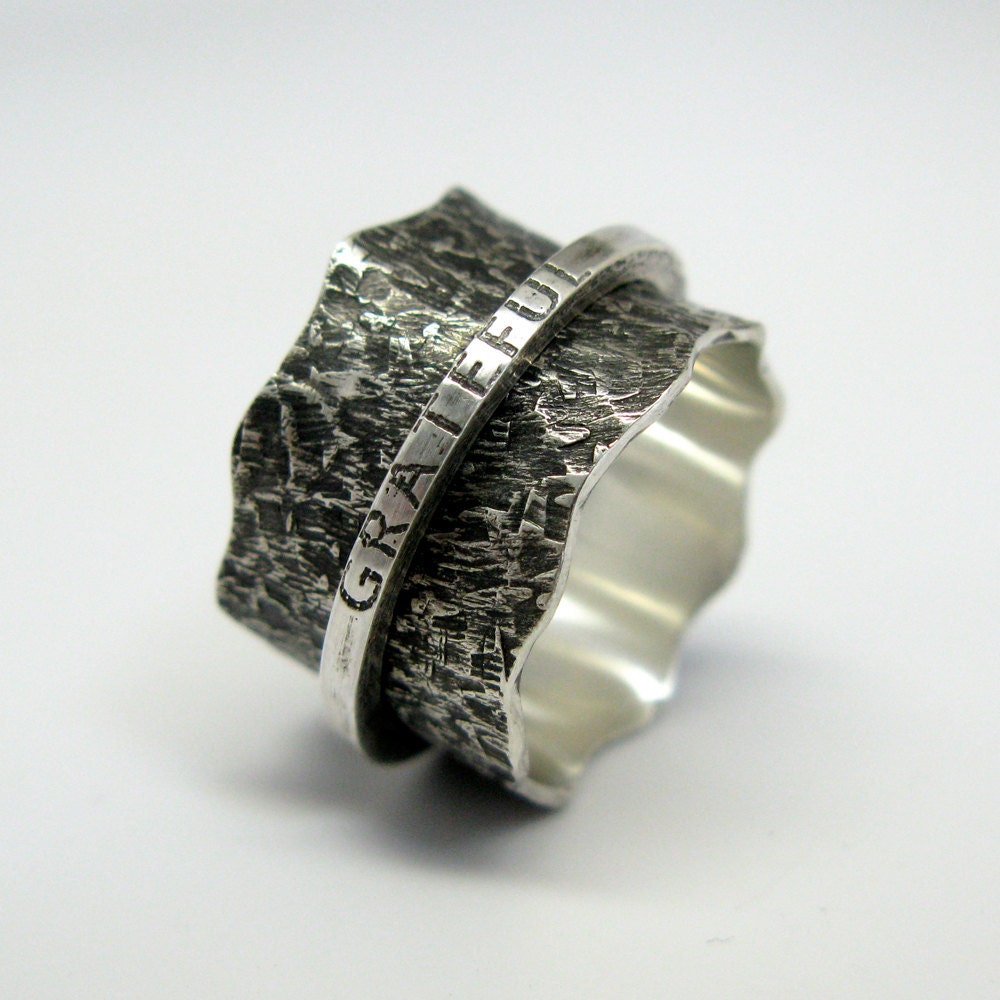 Hammered Words of Wisdom Spinner Ring