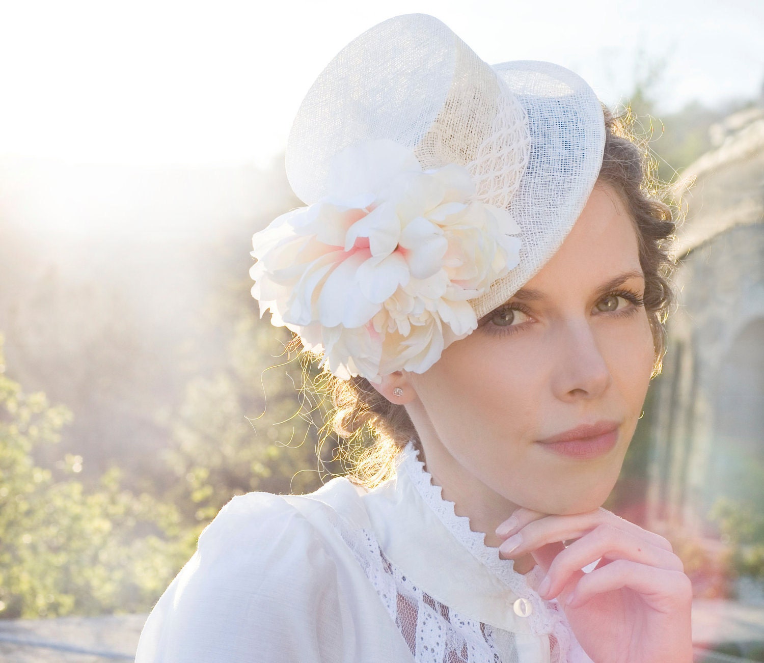 Bridal Women Accessory Mini Top Hat Straw Lightweight Ivory Delicate Fabric Flower Vintage Tophat Lace Tape Elegant Pale Pink Free Shipping