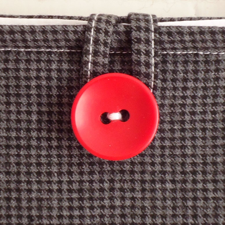 Rabbit and Houndstooth Padded Kindle Sleeve