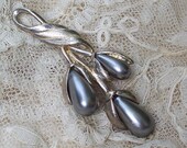 Vintage Long Teardrop Gray Pearl Brooch, Pin ... or repurpose as pendant