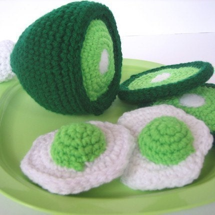 Play Food Crochet Pattern - Green Eggs and Ham - finished items made from pattern may be sold