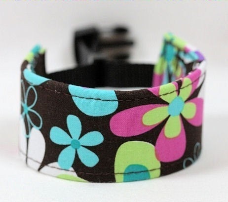 Camera Wrist Strap - Far Out Floral