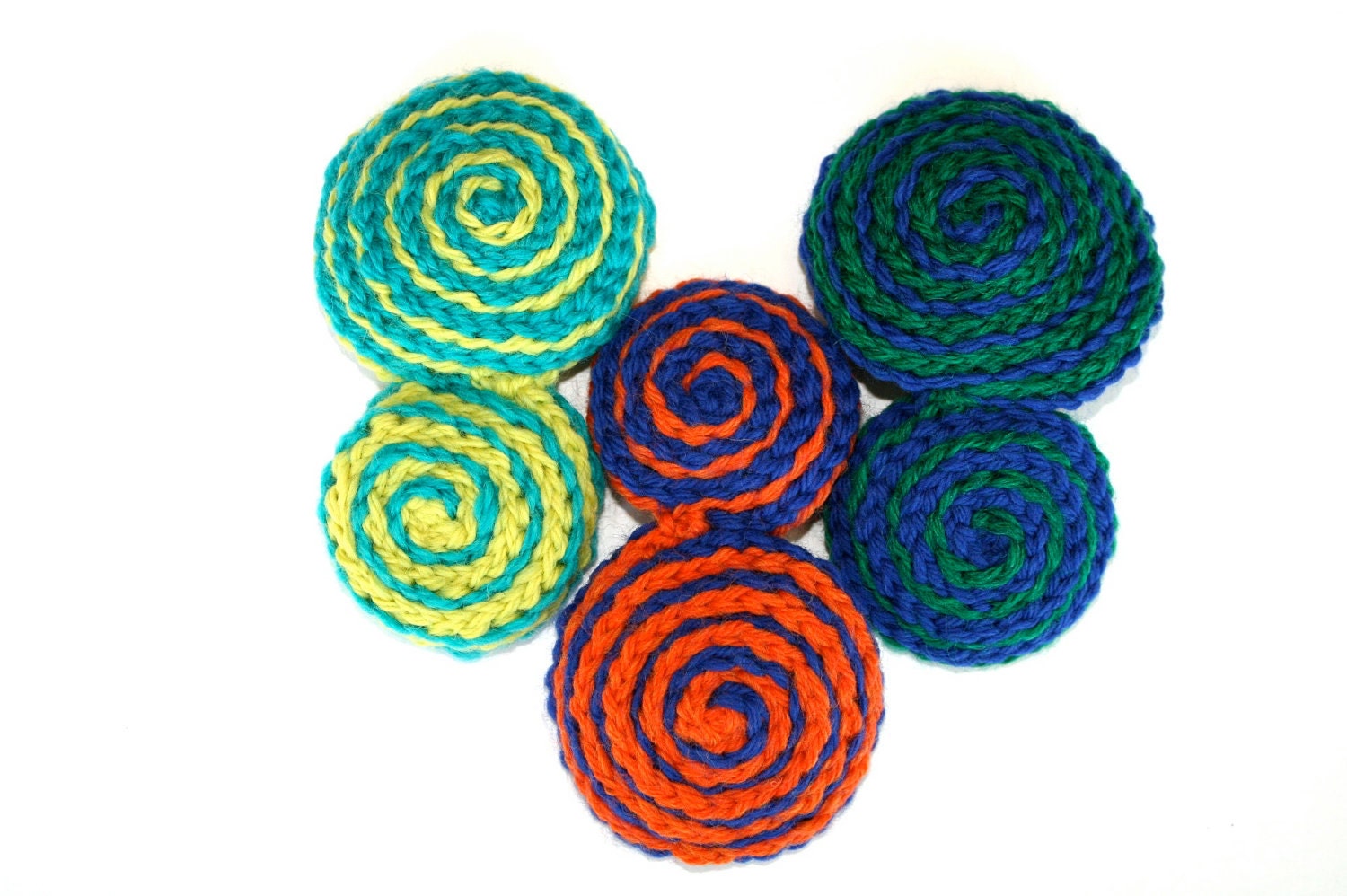 The Whirlpool Hand Knit Brooch in Cobalt Blue and Grass Green - wintergarden The Whirlpool Hand Knit Brooch in Cobalt Blue and Grass Green - wintergarden