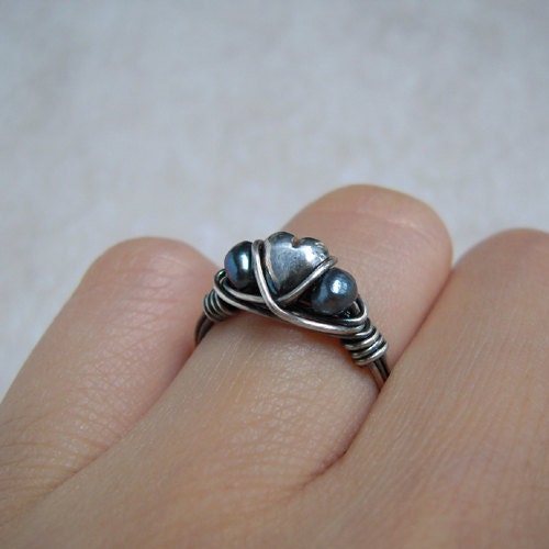Tiny Heart Peacock Pearl Oxidized Sterling Ring - Size 6
