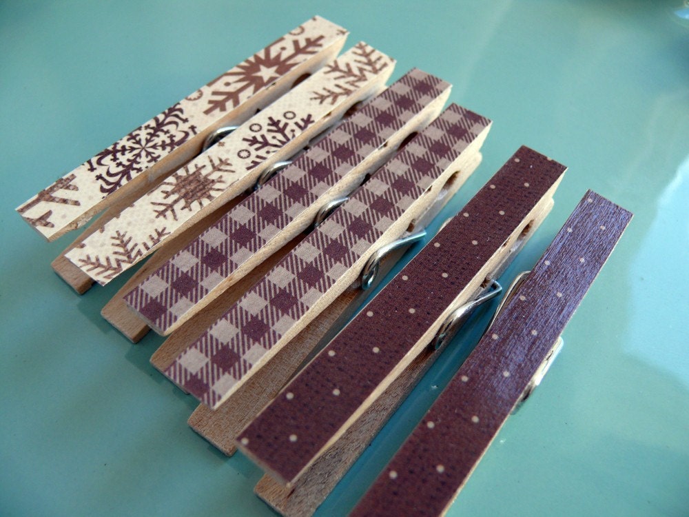Memo clips decoupaged clothespins---Homespun