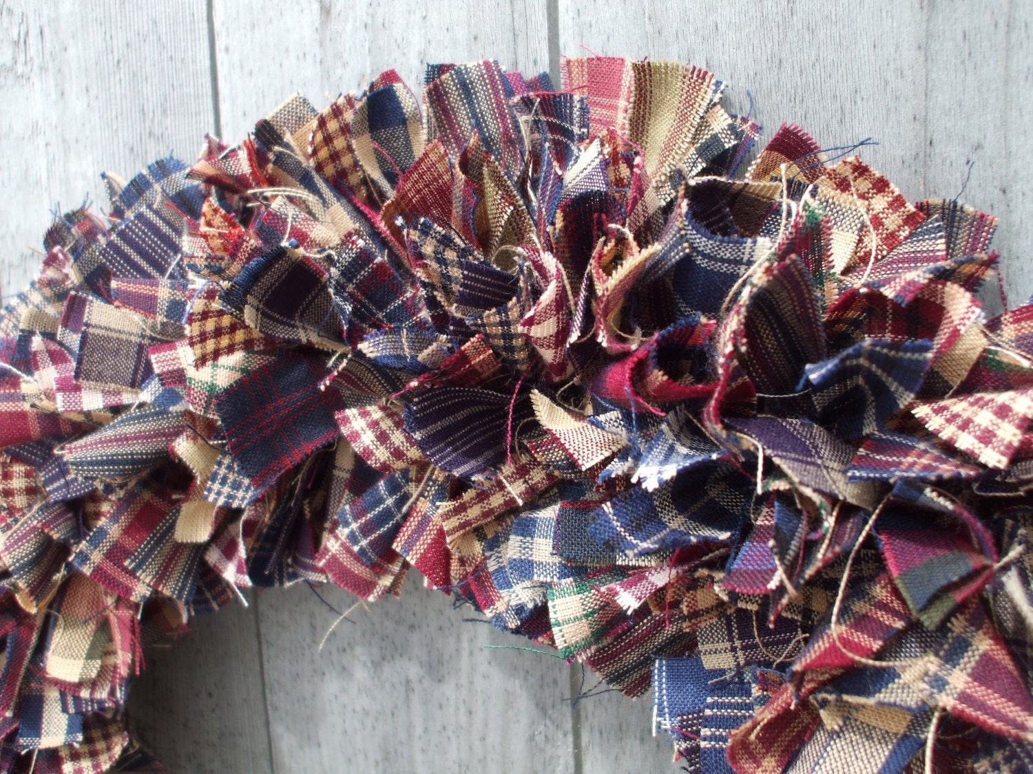 Primitive Americana Rag Wreath Homespun Fabrics Burgundy Navy Tan Rustic