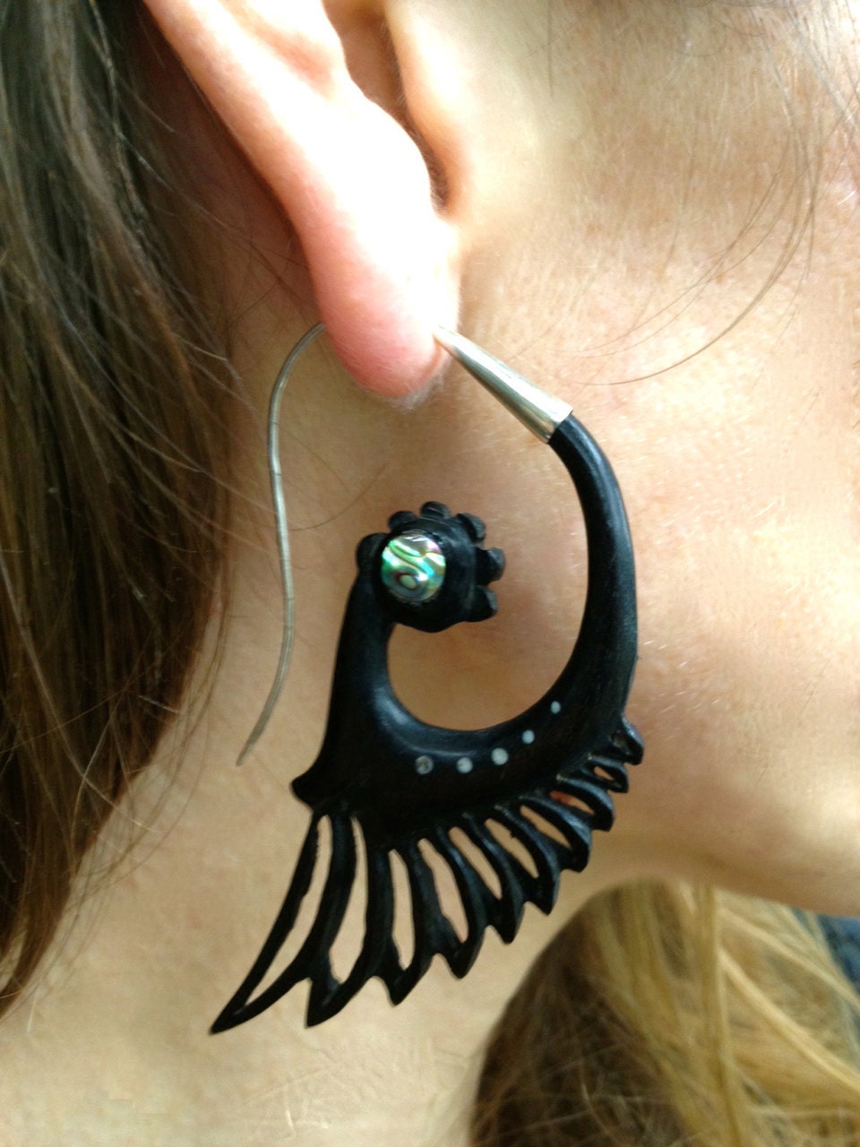 Feathers of love Earrings - black wood, abalone, sterling silver