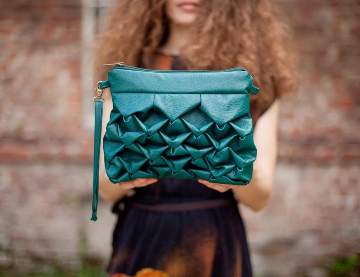 Baby Ninfea in green. Vegan bag