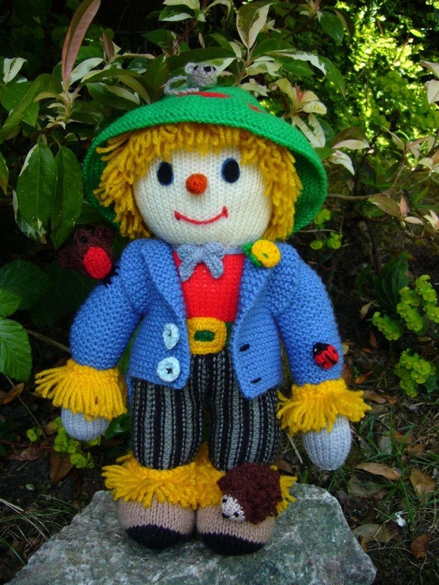 Sam Scarecrow and Little Friends Handknitted Doll