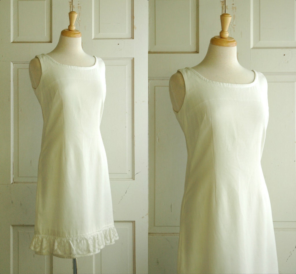 60s Summer White Shift / Vintage Summer Dress