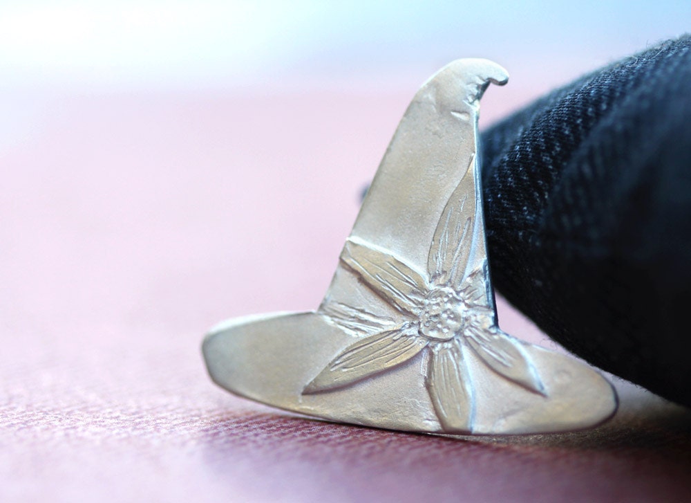 florabella, fine silver pendant, witches hat, pmc, precious metal clay