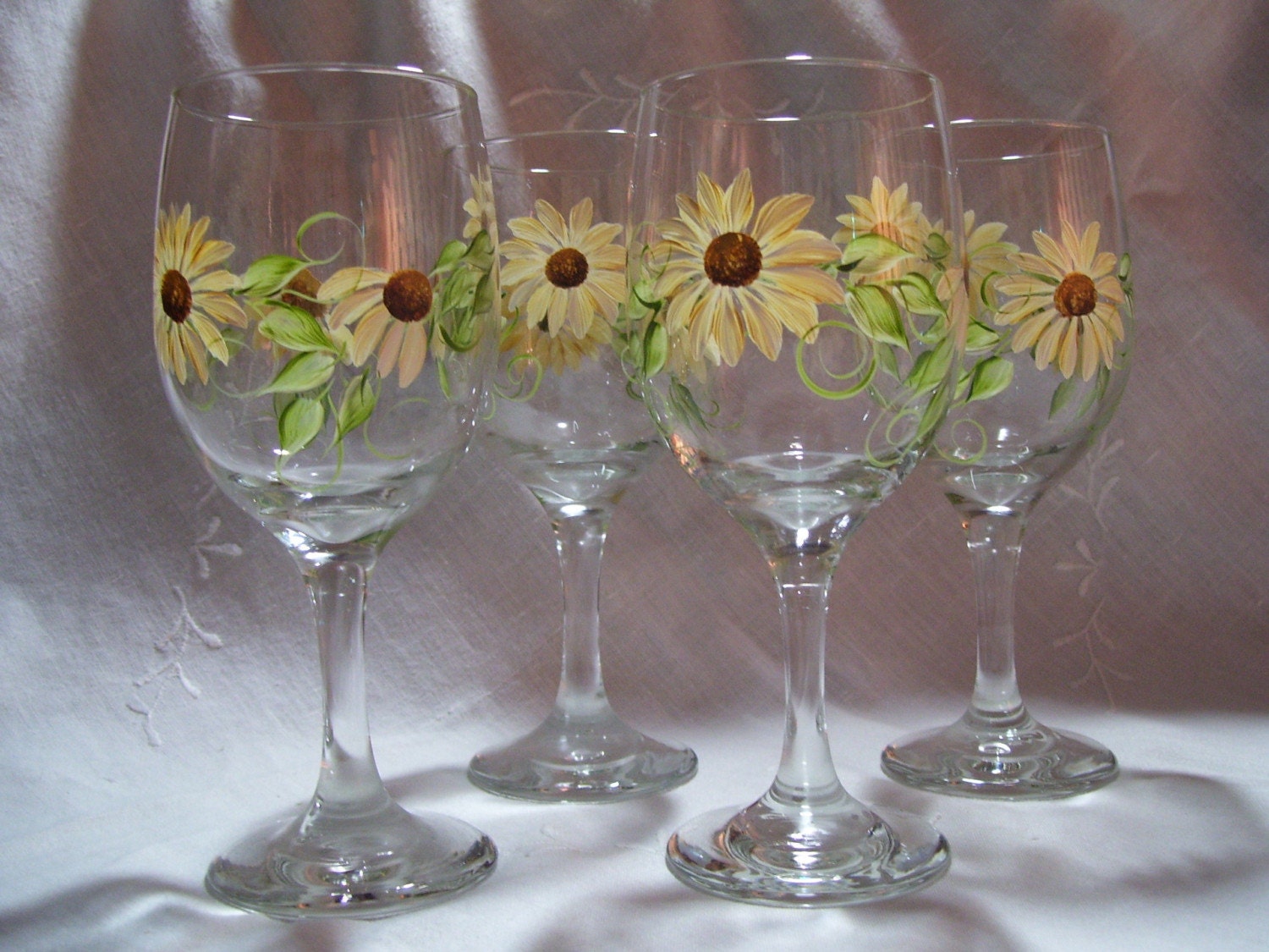 Daisy Wine Glasses