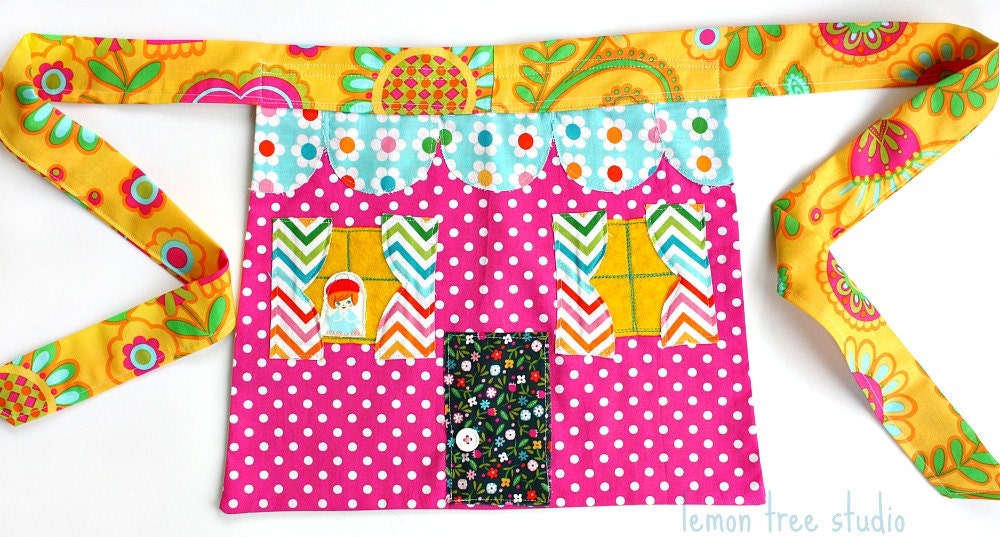Welcome Home, Sunshine -- a Sweet Little Apron