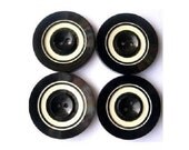 Vintage buttons, 4 plastic buttons, black and white circles pattern, 26mm