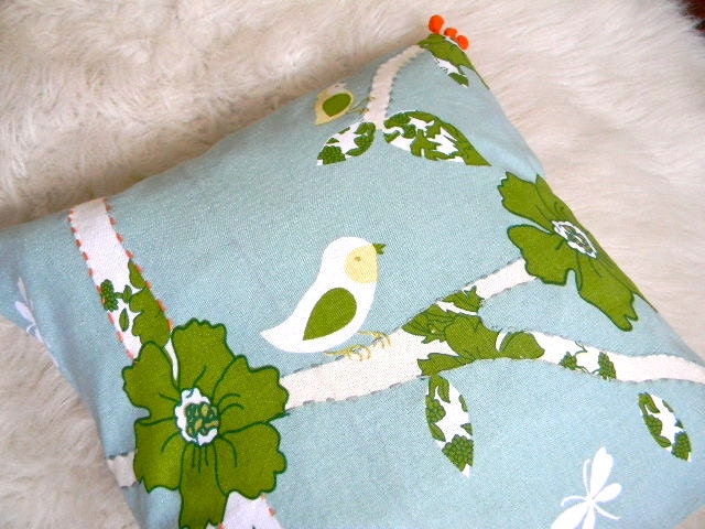sweet bird and tree pillow cover 16x16" green backing with zipper