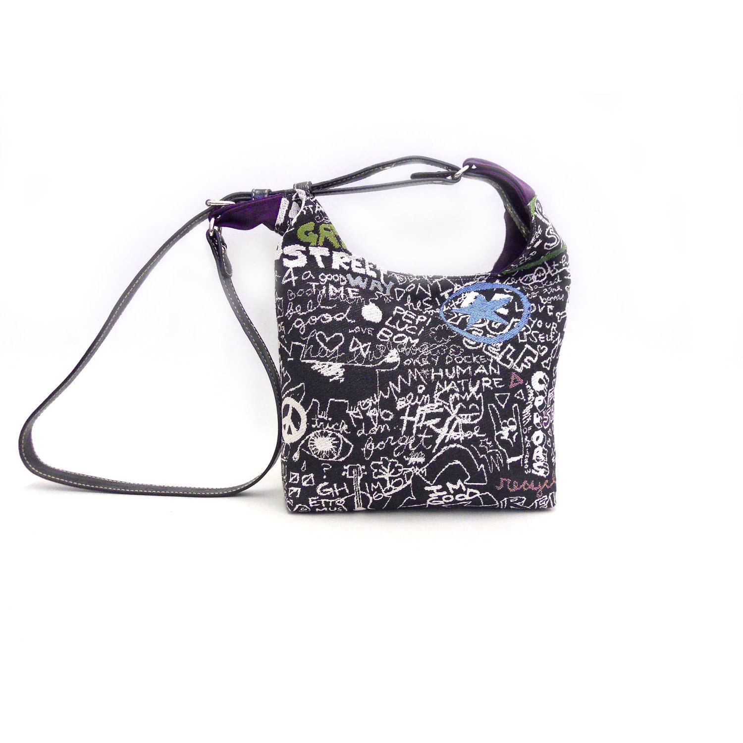 Grafitti Contrasting Shoulder Bag