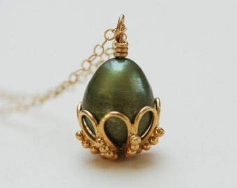 Green Pearl Necklace