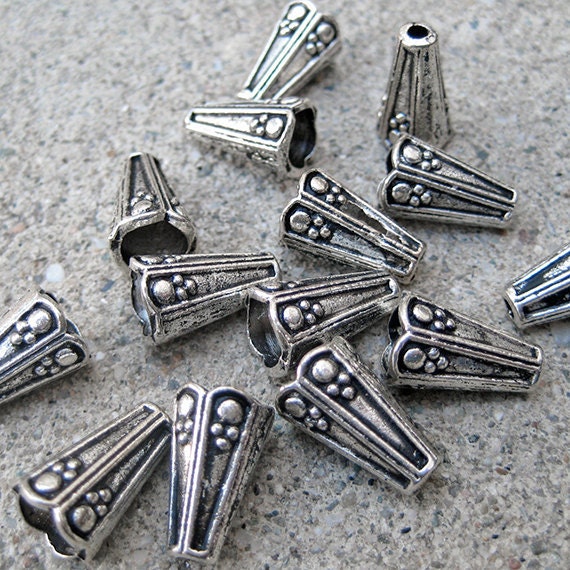 8 Bali-Style Bead End Cones with Scalloped Edges 12mm - Antique Silver - TS788B