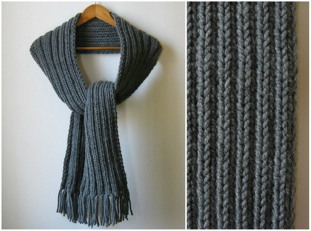 Chunky Scarf Knitted in Dark Gray Blend Wool - knitBranda