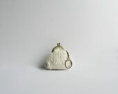 Coin Purse with Key Chain Knitted in White Cotton