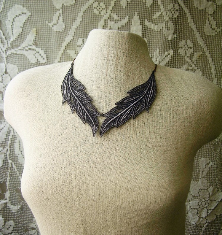 lace necklace -MUSE-